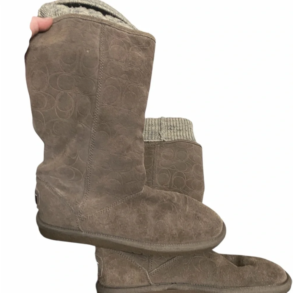 Coach Grey Suede Boots with Silver Logo & Built in Knit Liners - Picture 7 of 11